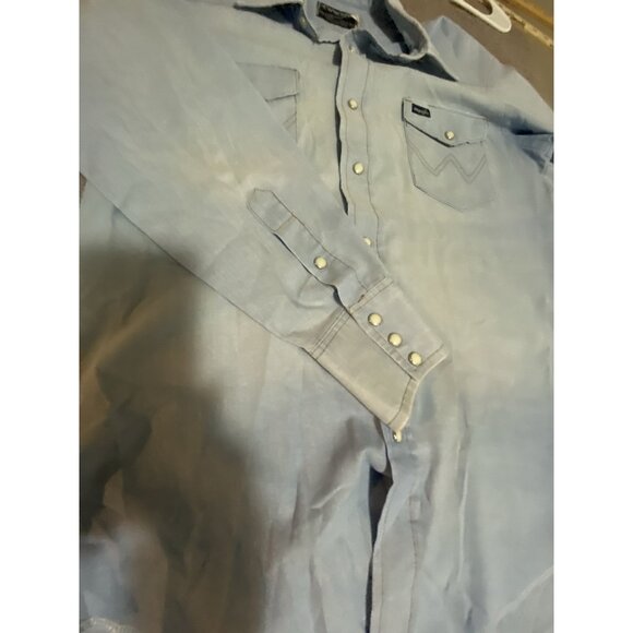 Wrangler Vintage Mens Extra Long Tails Shirt Size 15.5 Pearl Snap Blue Faded USA - Picture 15 of 16